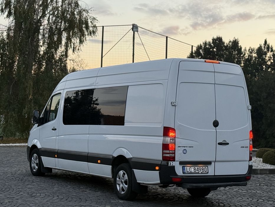Mercedes-Benz Sprinter 316 CDI - 160 CP - 2016 - 8+1 Locuri VIP de Lux