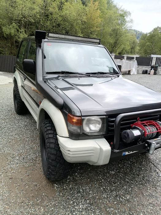 Mitubishi Montero-pajero 2.5 import Spania