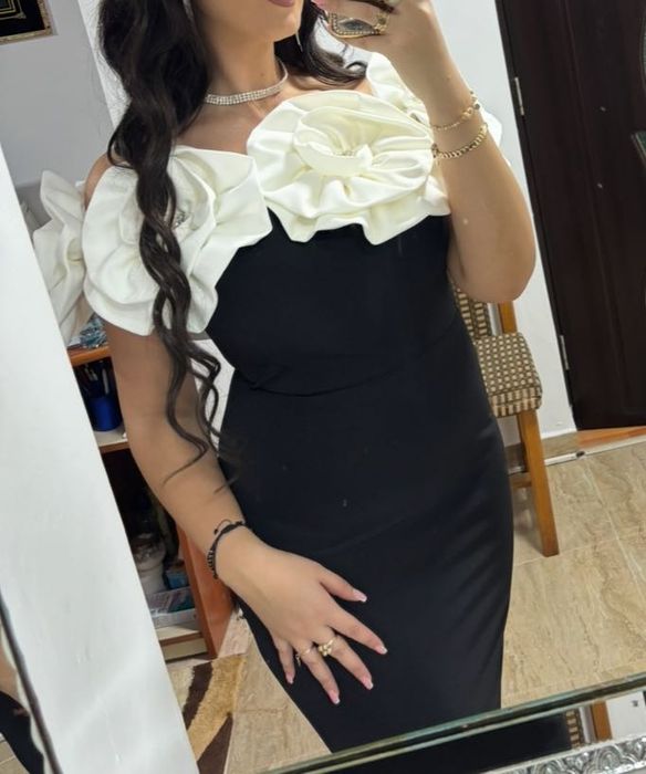 Vând rochie elegantă, mărimea 40, purtată o singură data