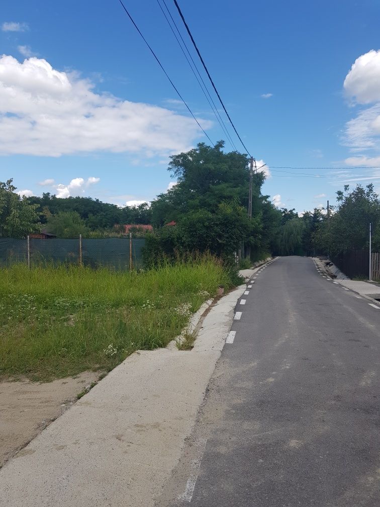 OCAZIE Teren Intravilan BUDESTI Certificat Urbanism Pozitie deosebită