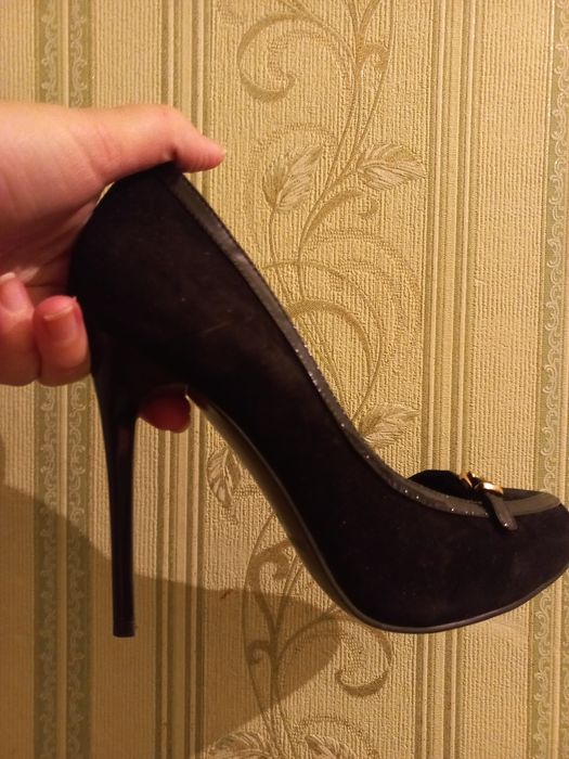 Новые женские туфли