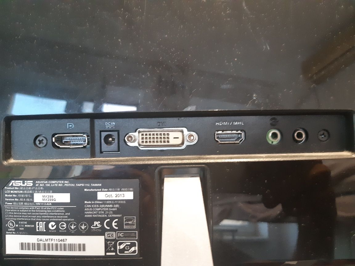 Setap întreg unitate plus monitor sau la schimb un  ps4