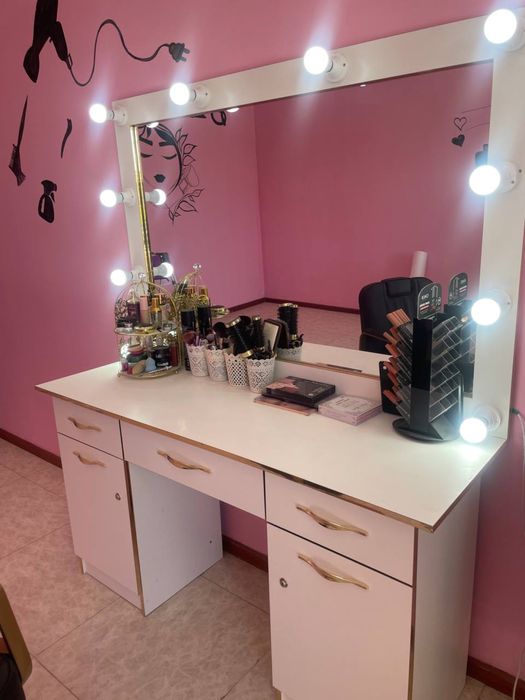 Salon uchun mebel