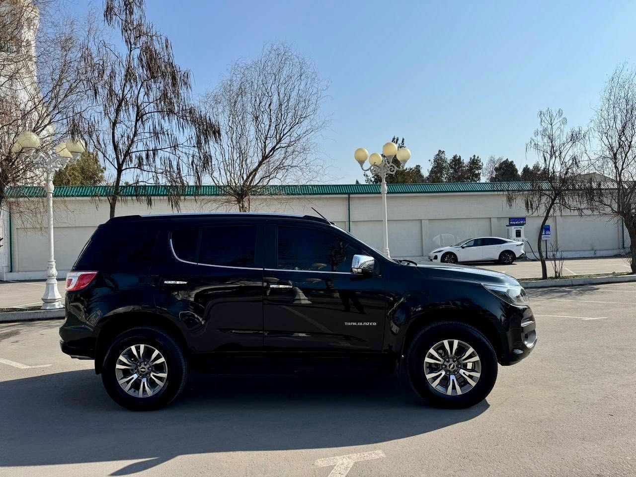 TrailBlazer Full 4x4 Ideal xolatda Sotiladi