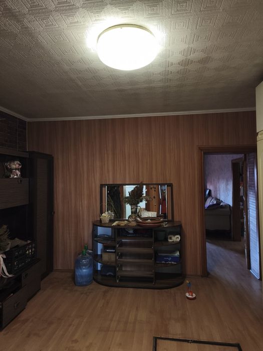 Продаем дом из 5 комнат с зимним садом и гостевым домиком ост.Луговая