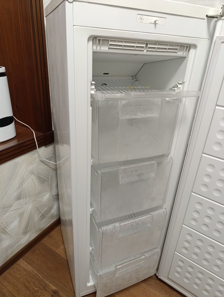 Морозильная камера Volto