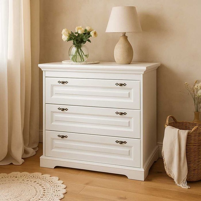 Comoda din lemn masiv Cleopatra, 3 sertare