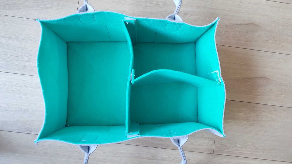 Филц кошница/органайзер за памперси, бебешки аксесоари