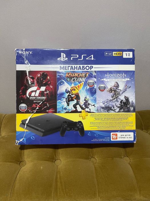 PS 4 в отличном состоянии