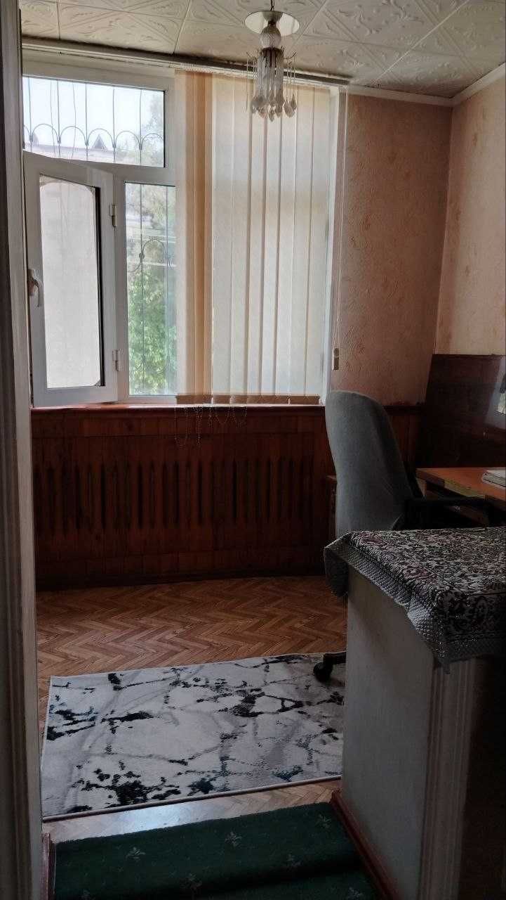 ПРОДАЕТСЯ 2/2/3 Сотилади