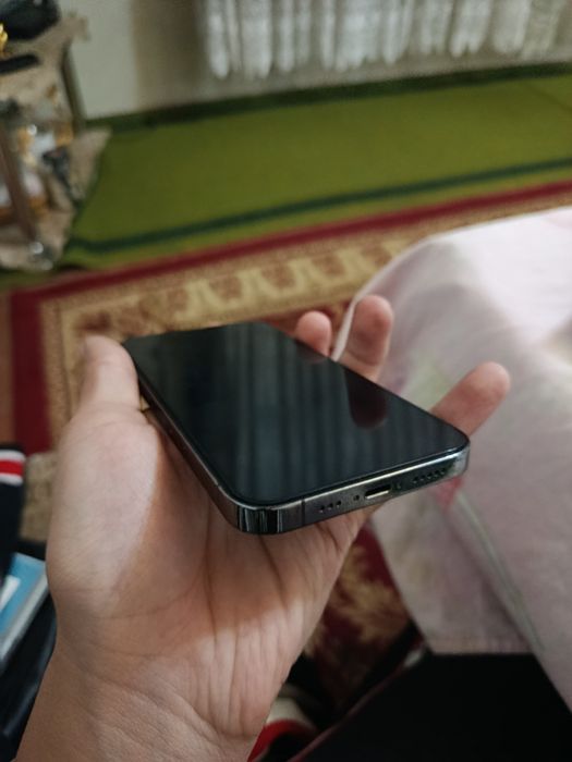 iPhone 13 pro idealni chaqachuqasi yo