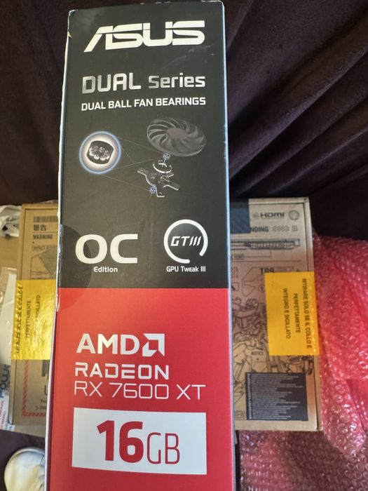 Placa video gaming Amd Radeon Asus RX 7600 XT 16GB OC