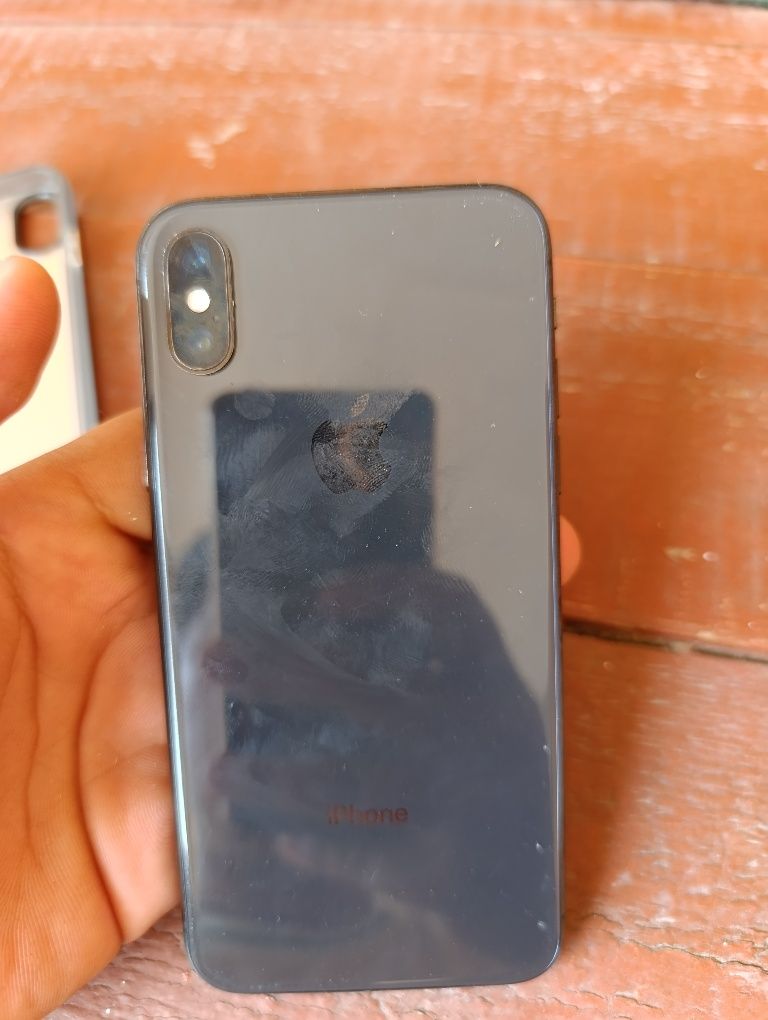 Iphone X xolati yaxshi