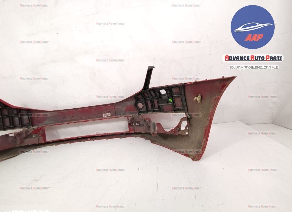 Предна броня с оригинални измиватели в добро състояние Шкода / Skoda O