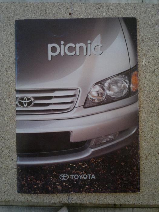 Toyota Тойота Автомобилни каталози Camry Carina Picnic