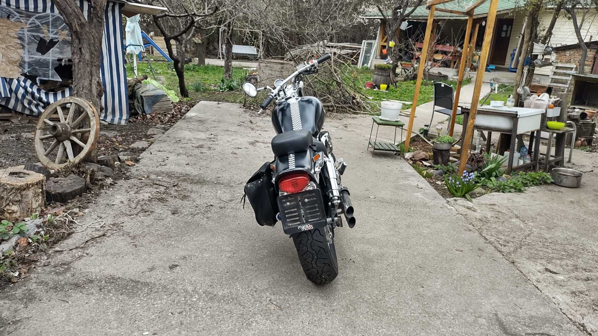 Suzuki Marauder VZ800