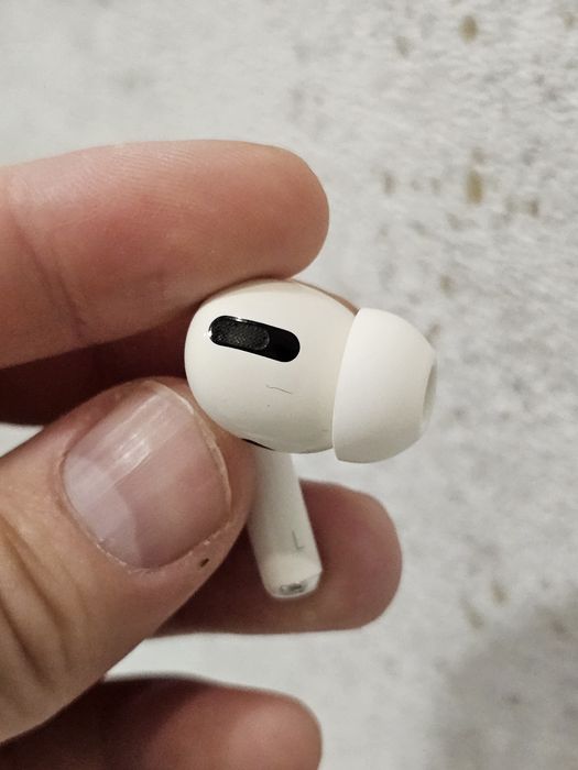 Airpods pro левое ухо левый наушник