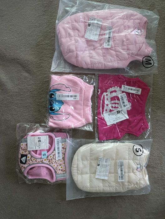 S/M дрешки за малко кученце, яке за куче, нагръдник с каишка