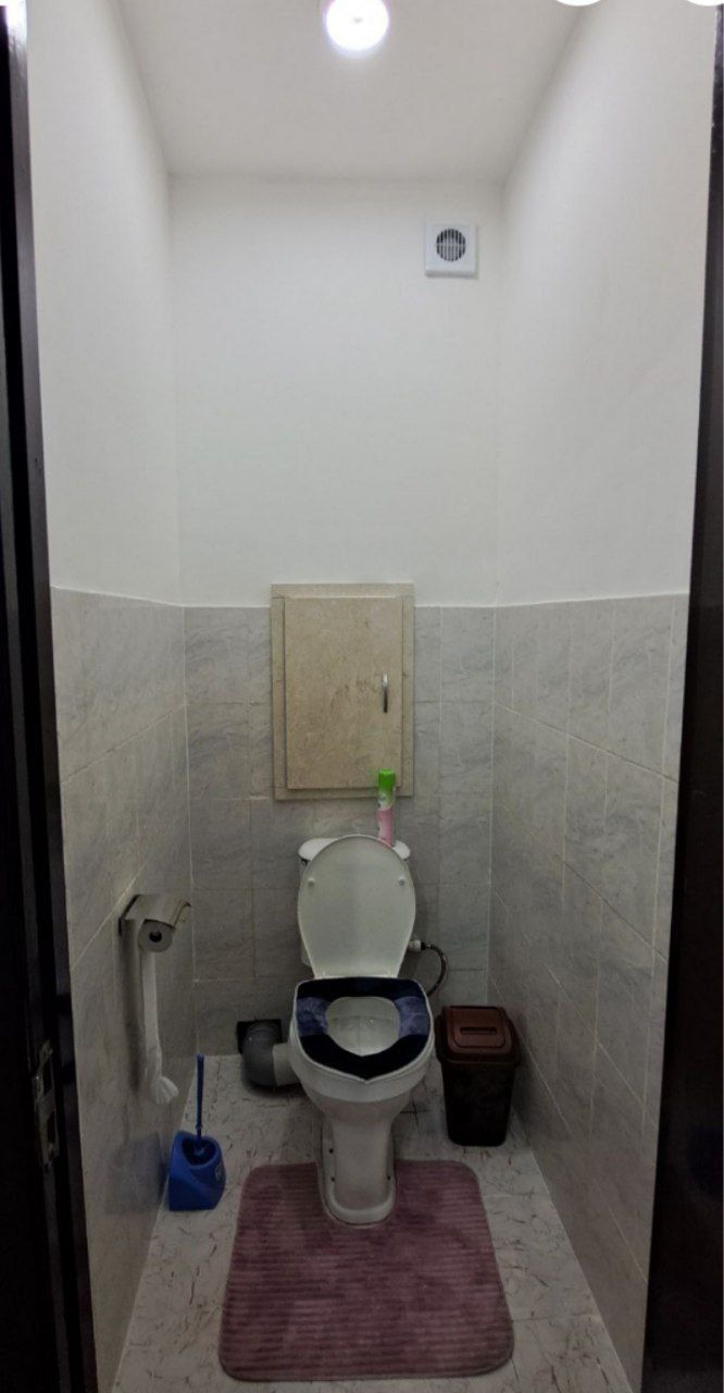 Mirobod Oybek metrosi yaqinida 1 xonali sherglikka kvartira bor