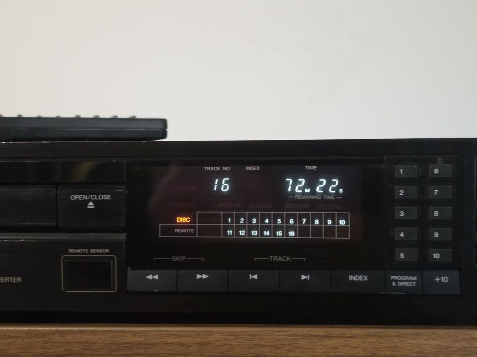 Vând Denon DCD-1500 – CD Player Vintage, Made in Japan