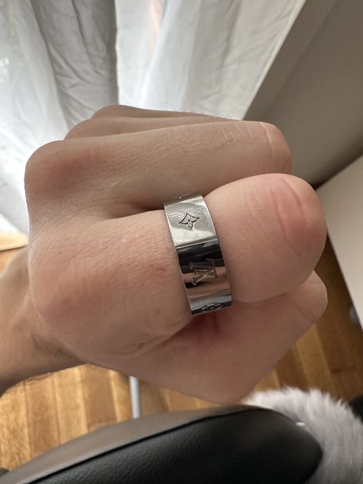 LV пръстен / Louis Vuitton ring BlackSilver