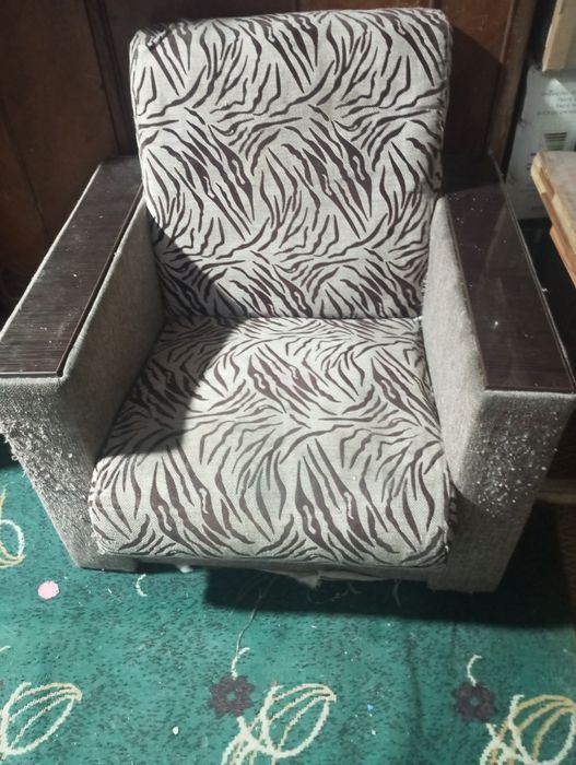 Продается кресло
