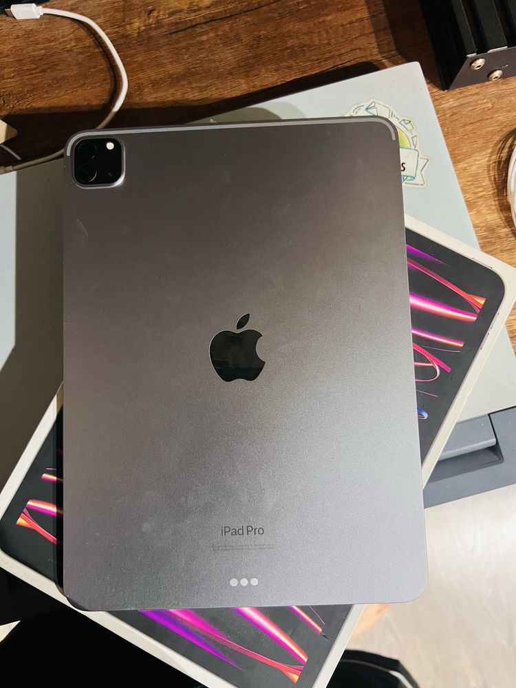 rodam idyal ipad pro 11 M2 256GB wi-fi karopka bor