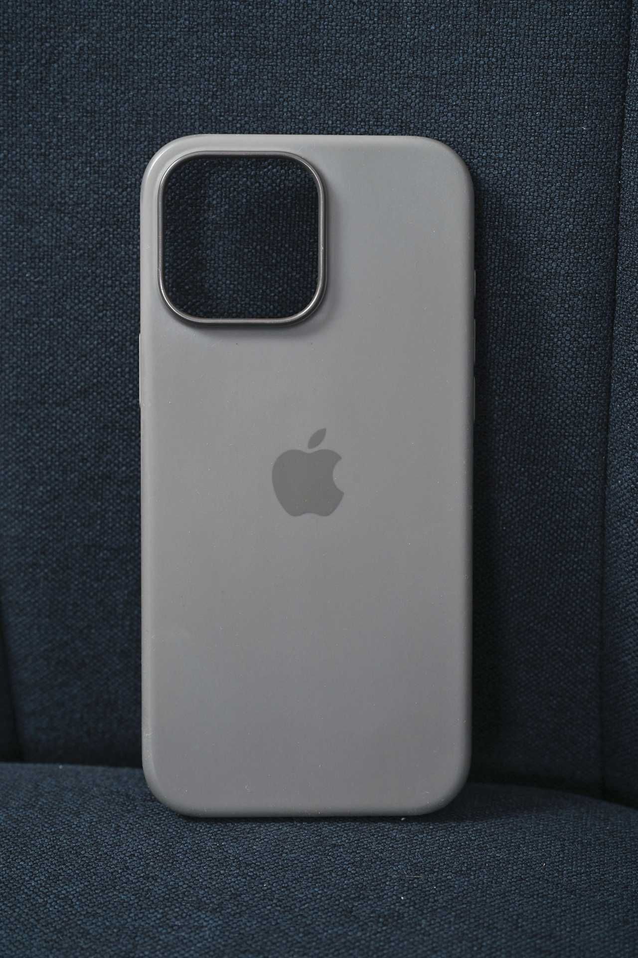 iPhone 16 Pro Max Silicone Case with MagSafe