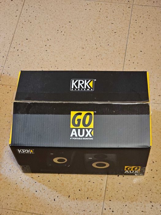 Преносими студийни монитори KRK GoAux 4