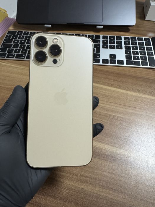 iPhone 13 Pro Max / 256 GB / Gold / Impecabil |