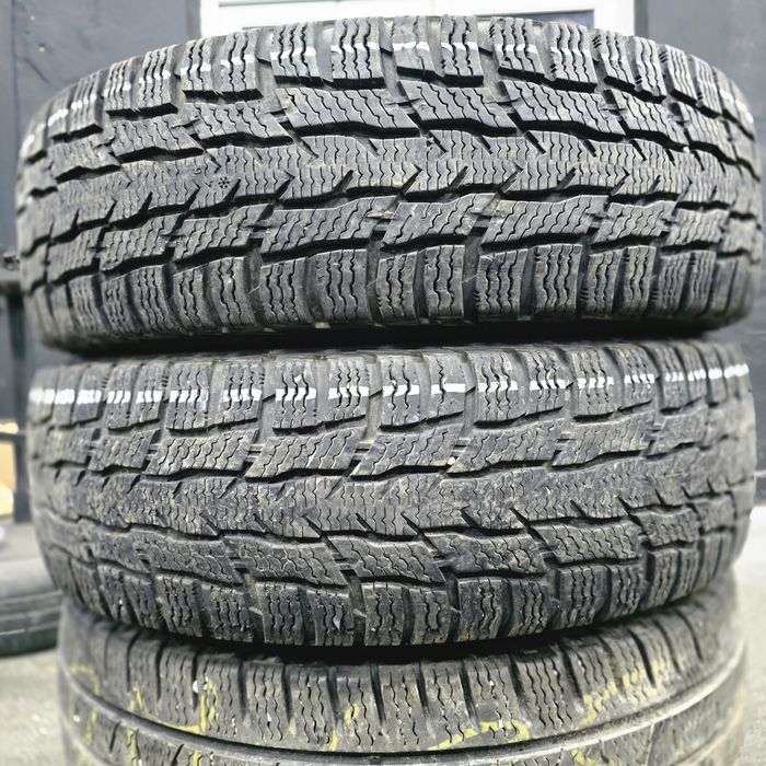 2x 205/75/16C M+S NOKIAN Stare excelentă