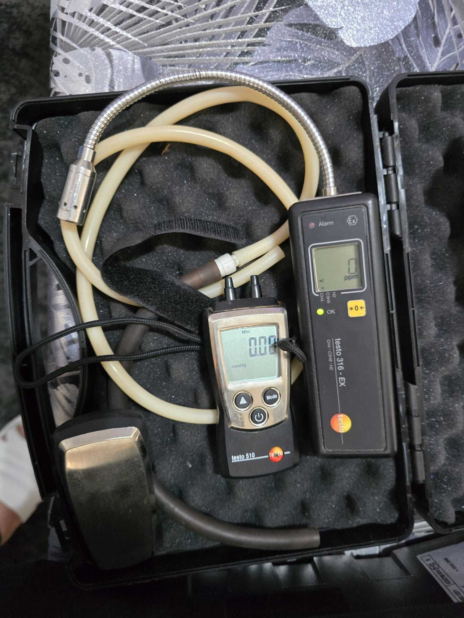 Se vinde TESTO 330-2LL