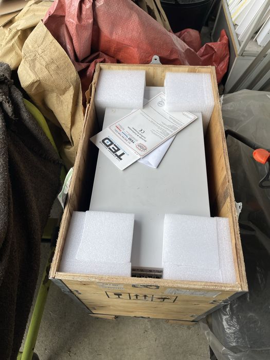 Stabilizator tensiune Servomotor Profesional TED 20 kVa Garantie!