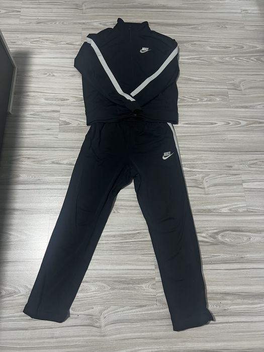 Nike спортен екип