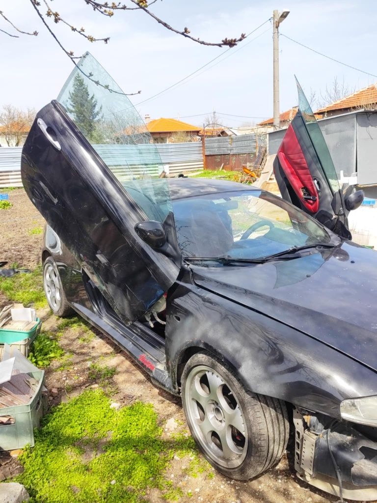 Alfa Romeo GT на части