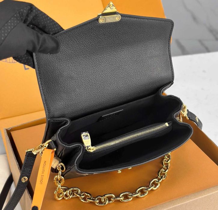 Geanta LV Louis Vuitton Metis East West 21 cm negru, tip Premium