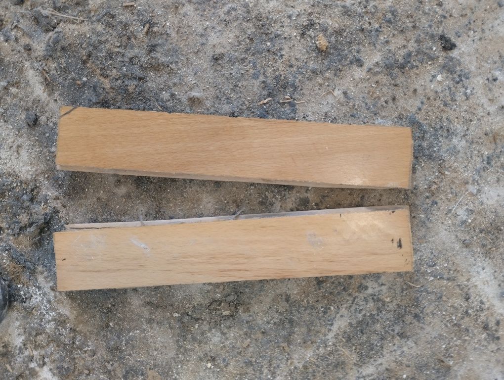 Дървен пъркед буков 30×5×1.6см