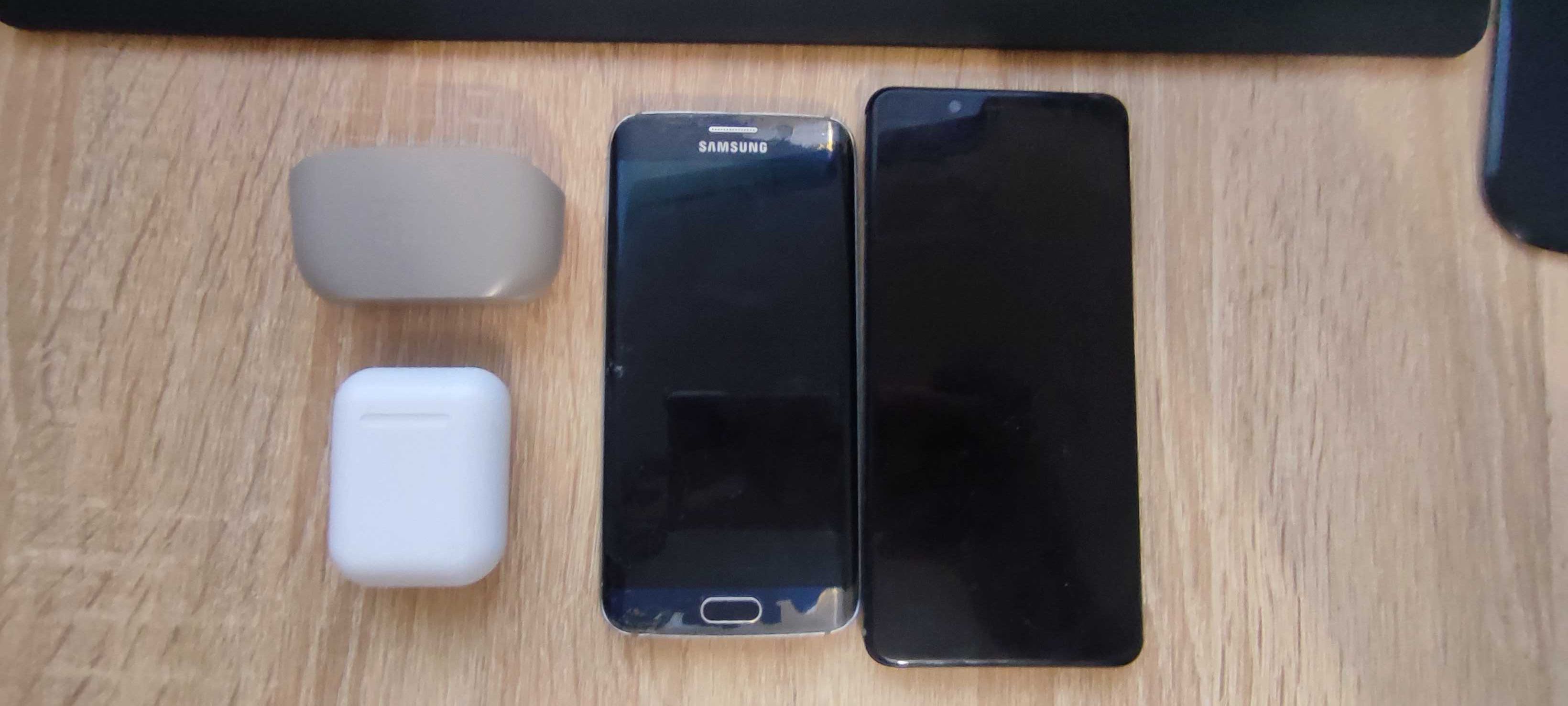 Lot telefoane si casti CITITI ANUNTUL