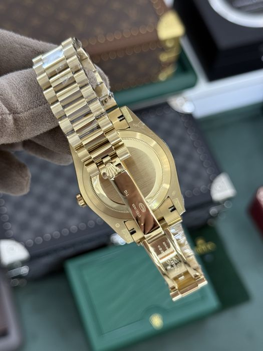 Rolex Day-Date 40 Baguette