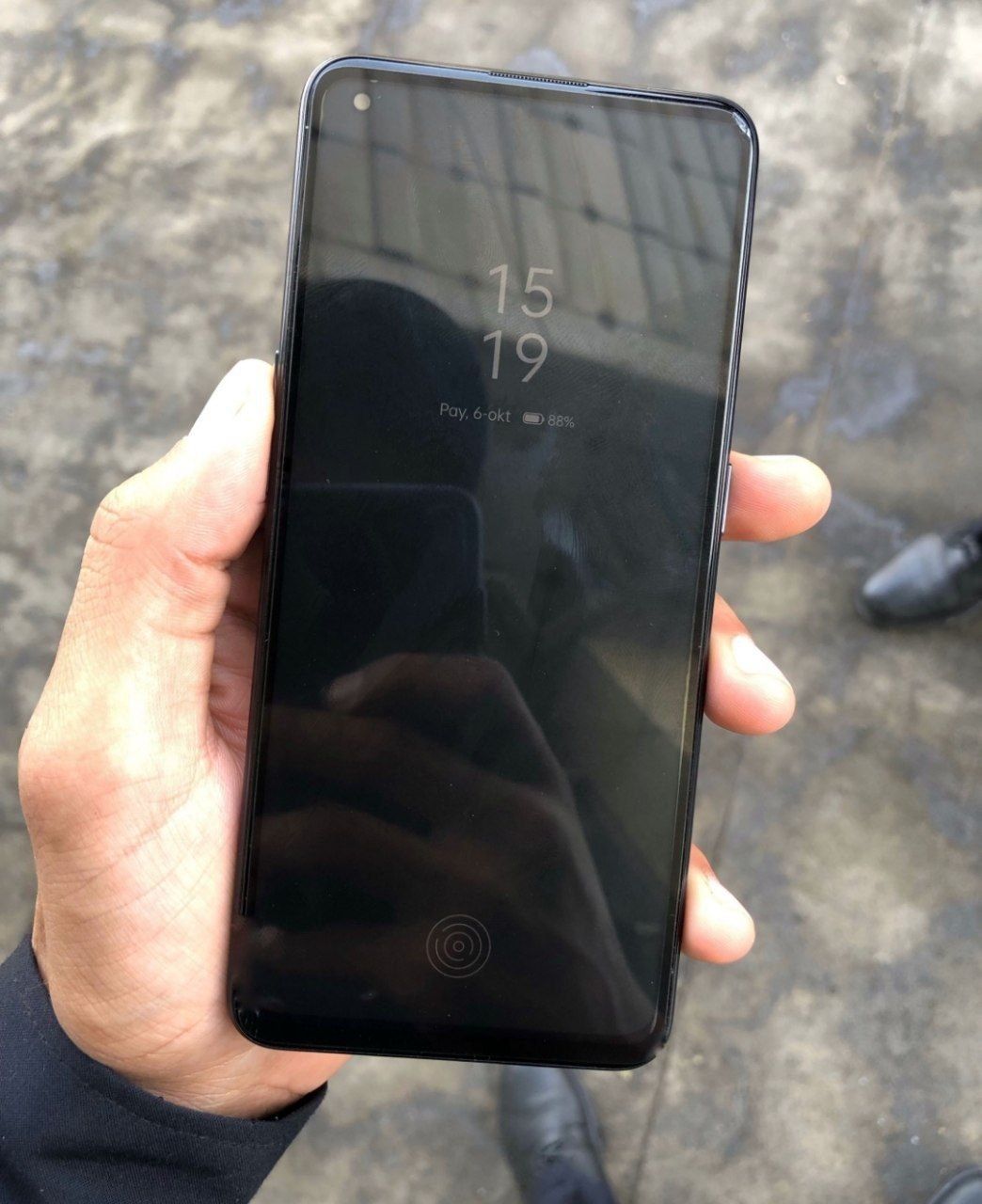 Oppo A74 idiyal zor xolatda aybi yoq