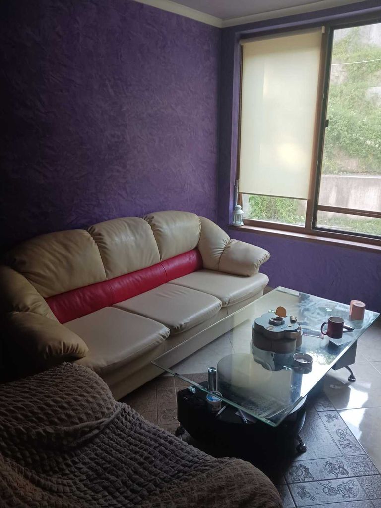 Дава се под наем Двустаен апартамент в София, Хладилника - 48 кв.м за 351.9 € - Снимка #1
