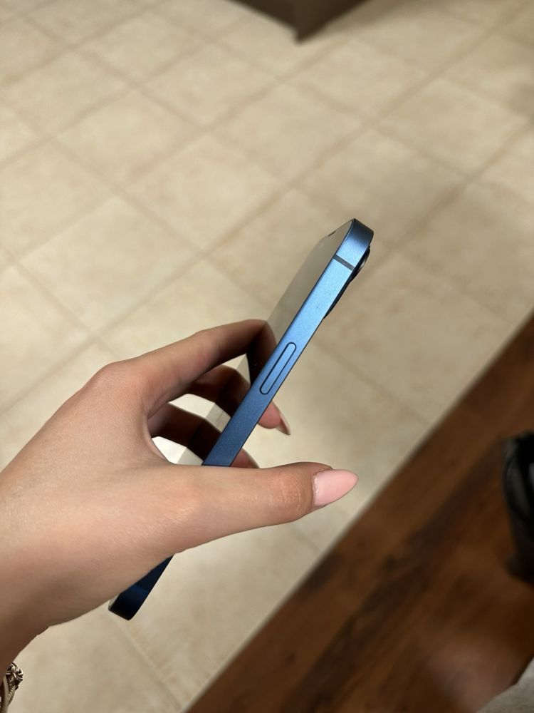 Iphone 13 128gb перфектен