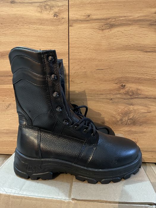 Зимние берцы 42 размер