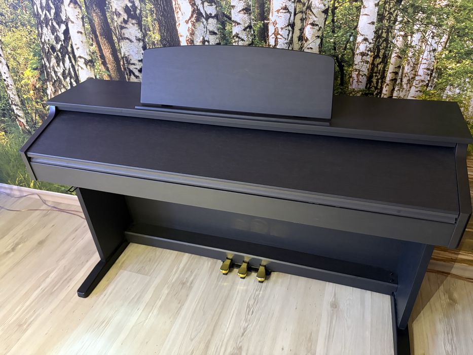 Дигитално пиано със стойка и педали ORLA CDP101