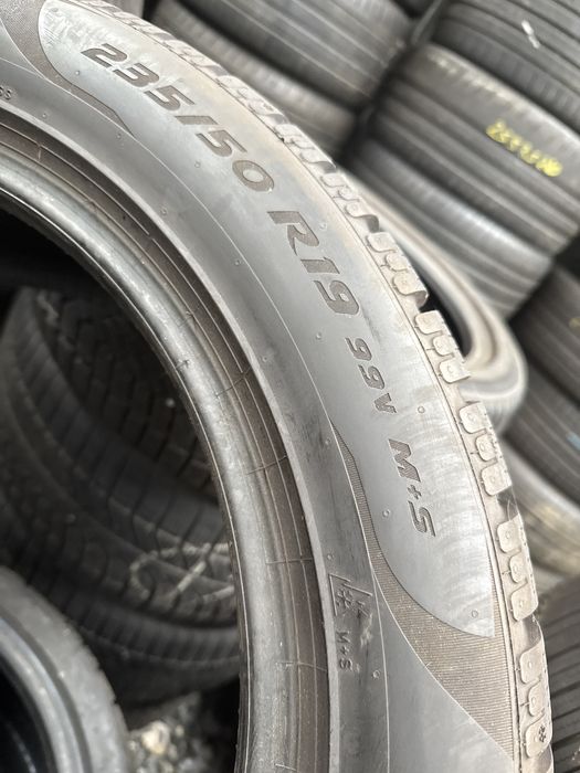 Anvelope de iarna 235/50 R19