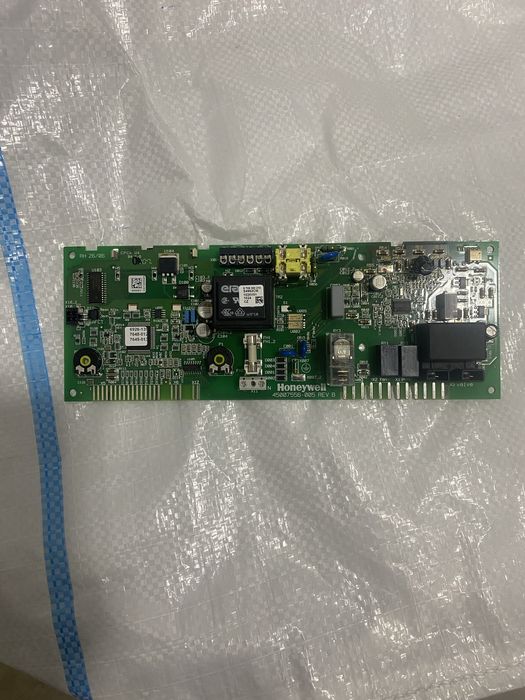 Placa electronica centrala termica bosch junkers