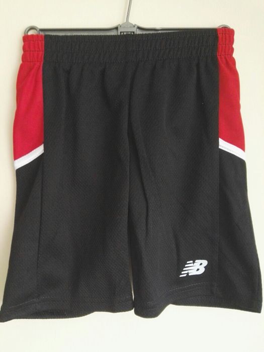 Нов комплект New Balance 3-4г, дрешки НМ и д-р.