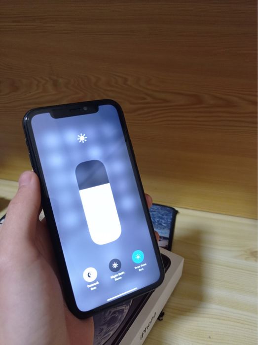 Iphone Xr 64/100%