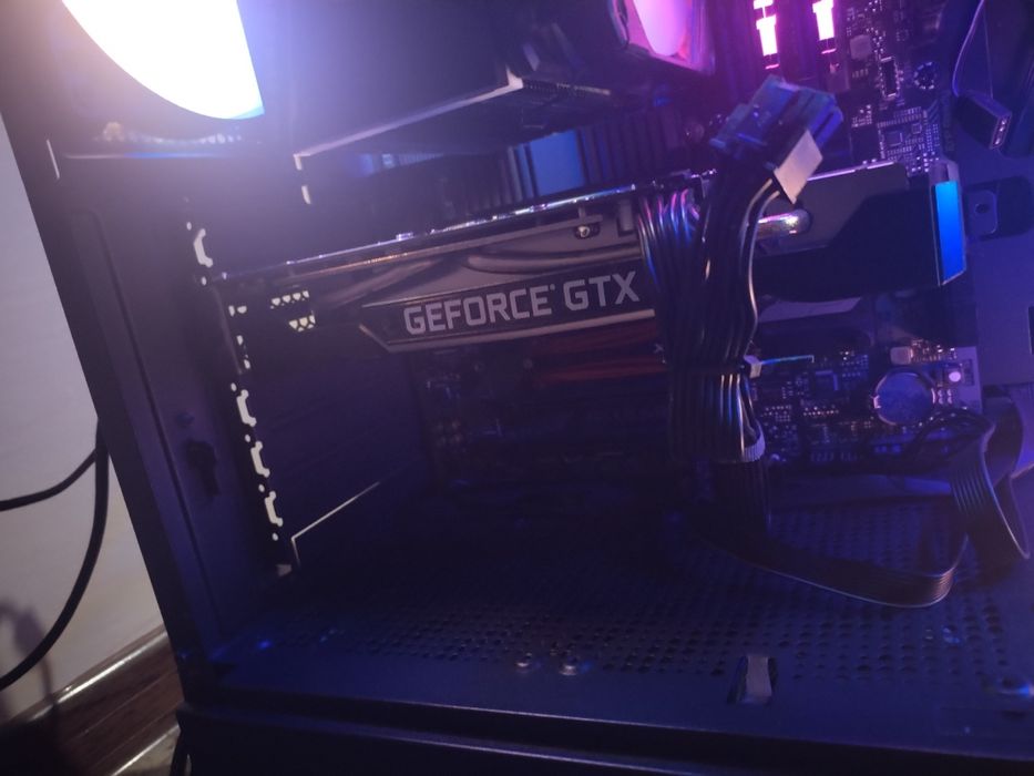 Игровой комп комплект сотилади