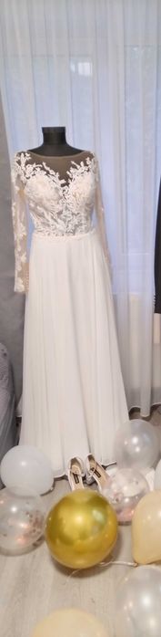 Vând rochie de mireasă